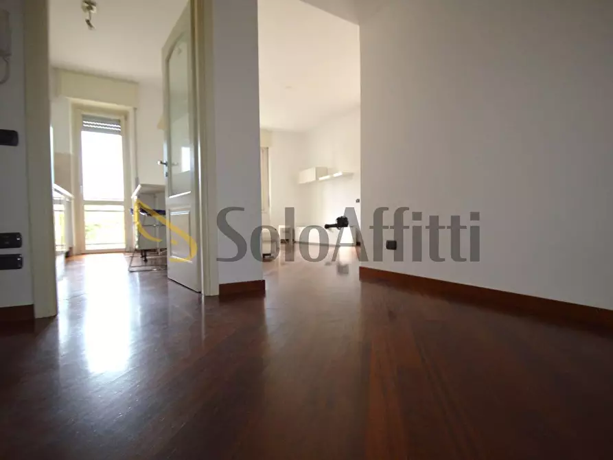 Immagine 18 di Trilocale in affitto  in Via Alfonso Capecelatro 75 a Milano