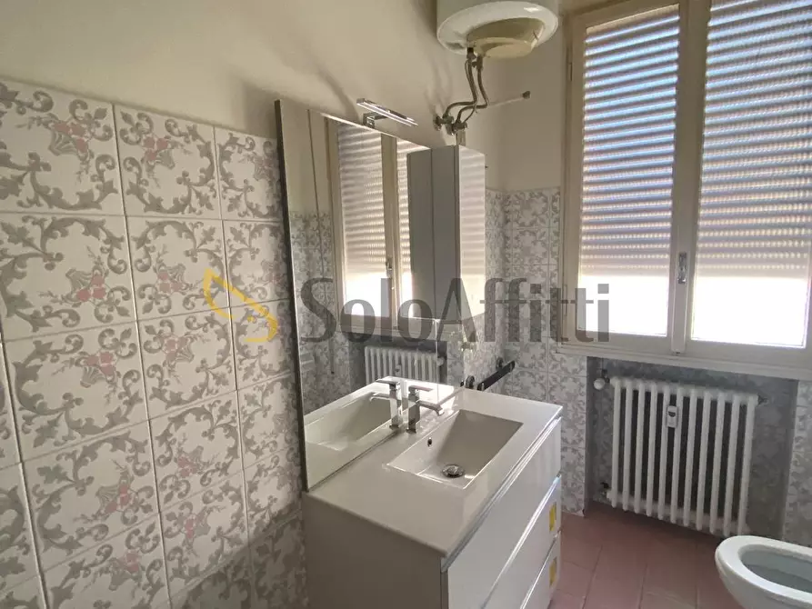 Immagine 16 di Quadrilocale in affitto  in Piazza Luigi Ferrari 1 a Rimini