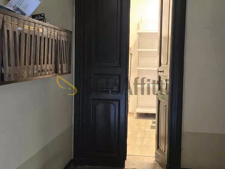 Immagine 21 di Locale commerciale in affitto  in Via Luigi Cibrario 46 bis/A a Torino