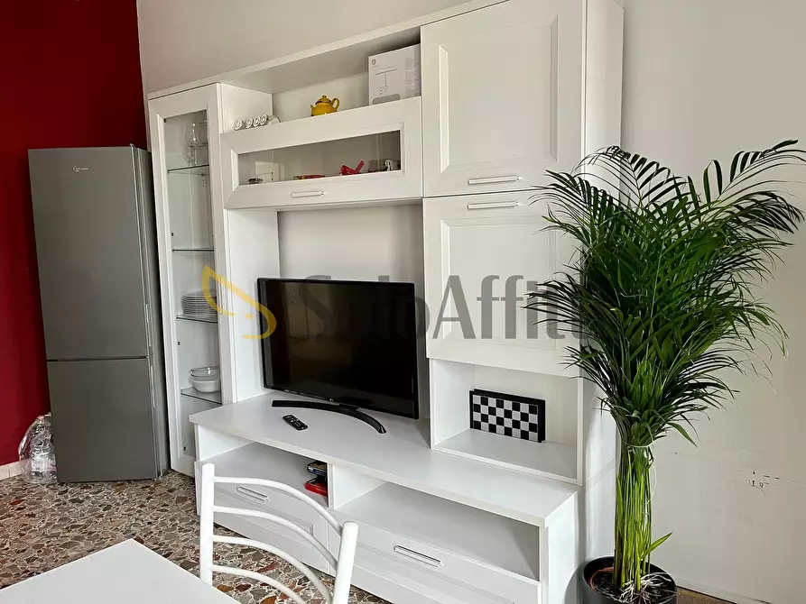 Immagine 27 di Trilocale in affitto  in Via Carlo Capelli a Torino