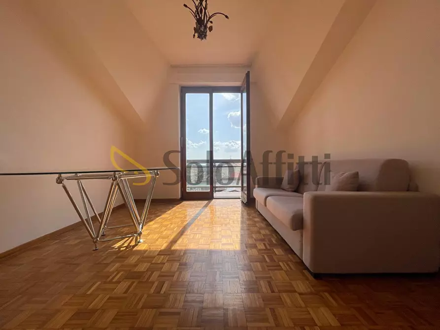 Immagine 1 di Bilocale in affitto  in Via Gianfrancesco Alois 15 a Caserta