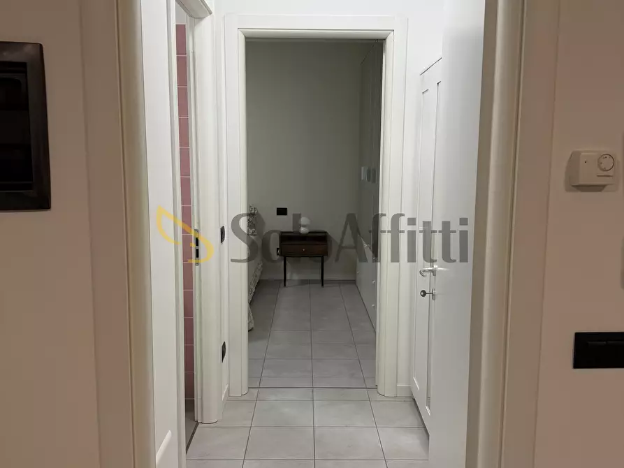 Immagine 8 di Bilocale in affitto  in Via 4 Novembre 328 a Caronno Pertusella