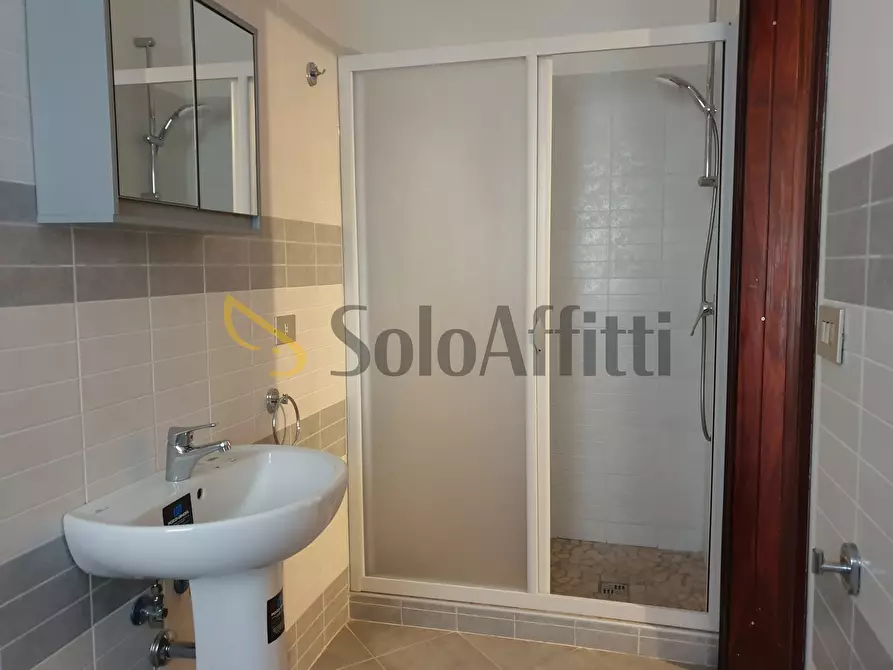 Immagine 10 di Pentalocale in affitto  a Catanzaro