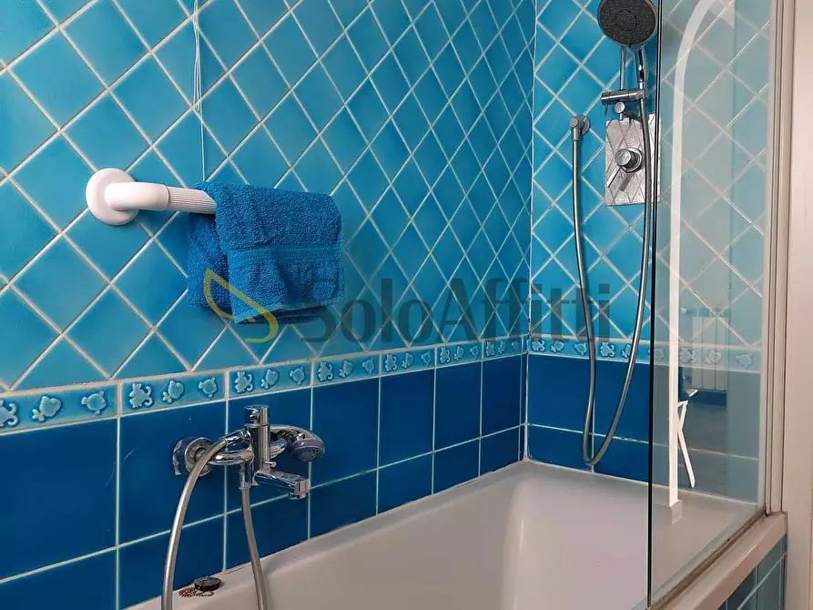 Immagine 19 di Trilocale in affitto  in Via Montefiore a Castelnuovo Di Porto