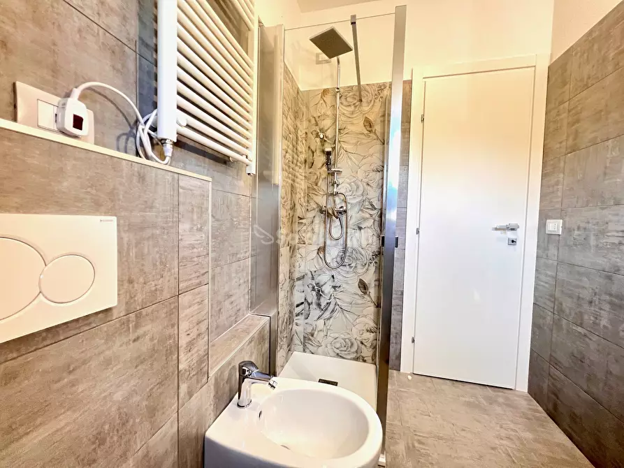 Immagine 12 di Bilocale in affitto  in Via Carlo Pisacane 4 a Alba Adriatica