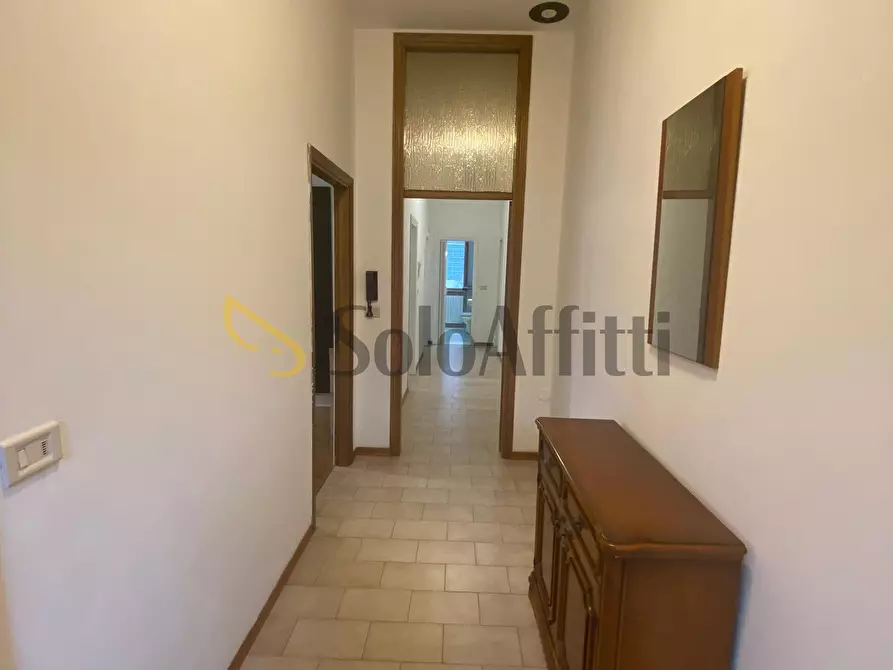 Immagine 19 di Quadrilocale in affitto  in Via Emilia 220 a Rimini