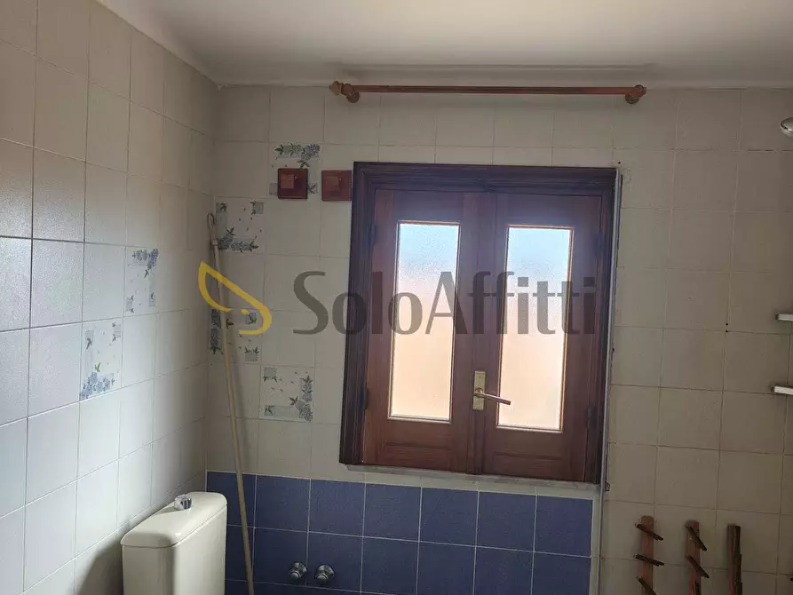 Immagine 16 di Bilocale in affitto  a Viagrande