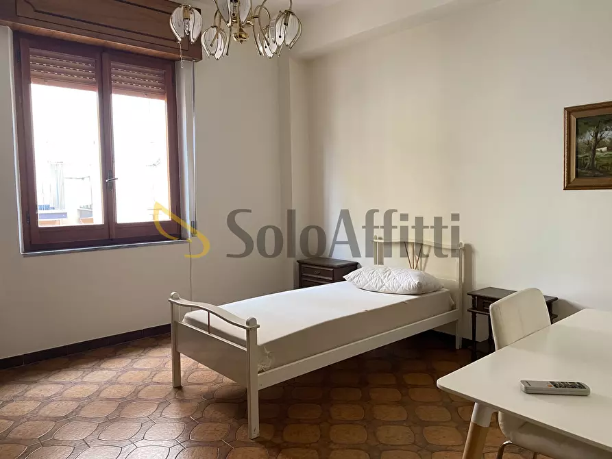 Immagine 11 di Stanza singola in affitto  a Catanzaro