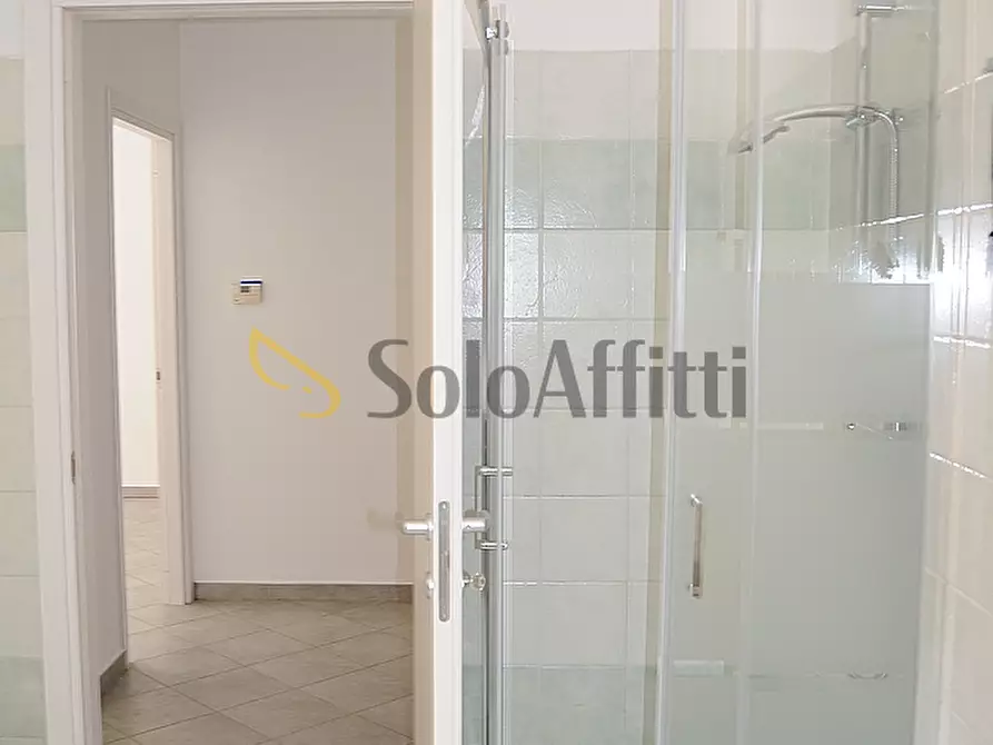Immagine 11 di Bilocale in affitto  in VIA COLOMBO 29 a Caselle Torinese