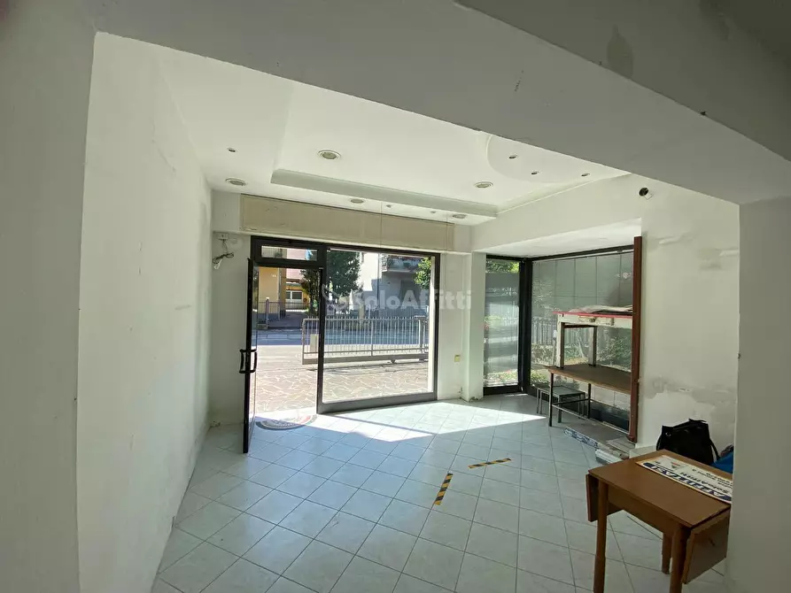 Immagine 9 di Magazzino in affitto  in Via Antonio Guadagnoli 19 a Rimini