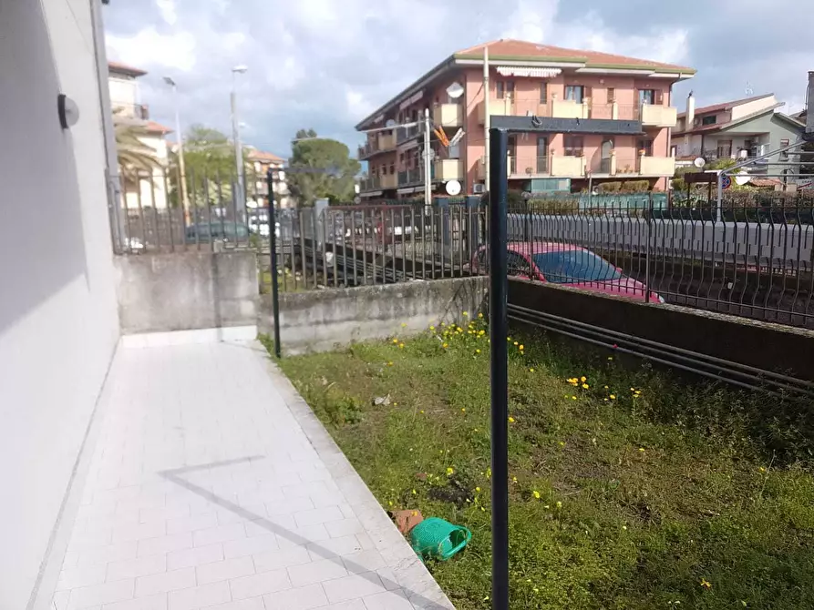 Immagine 17 di Appartamento in vendita  a Gravina Di Catania