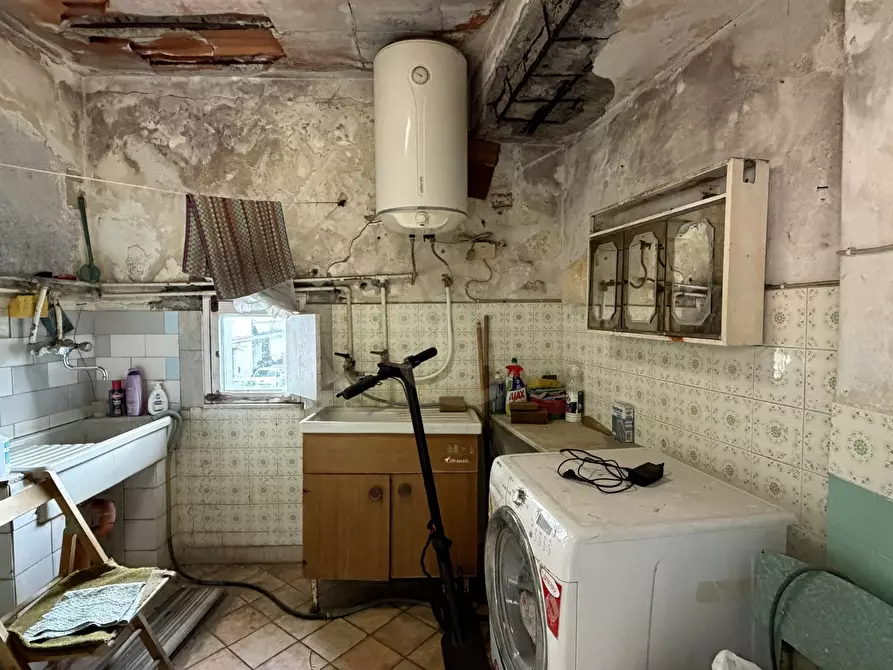 Immagine 23 di Casa bifamiliare in vendita  in Via Mentana 58 a Nicolosi