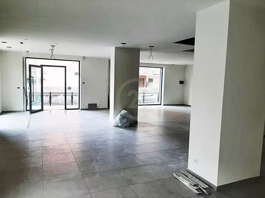 Immagine 1 di Locale commerciale in affitto  a Mascalucia