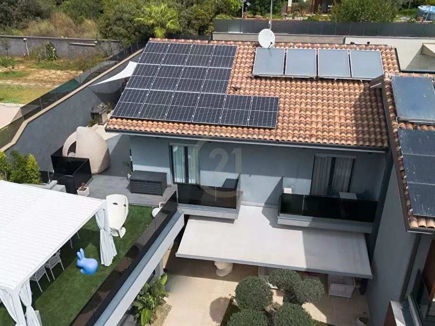 Immagine 30 di Villa in vendita  a Mascalucia