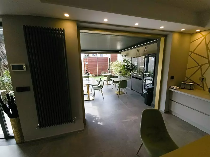 Immagine 33 di Villa in vendita  a Mascalucia