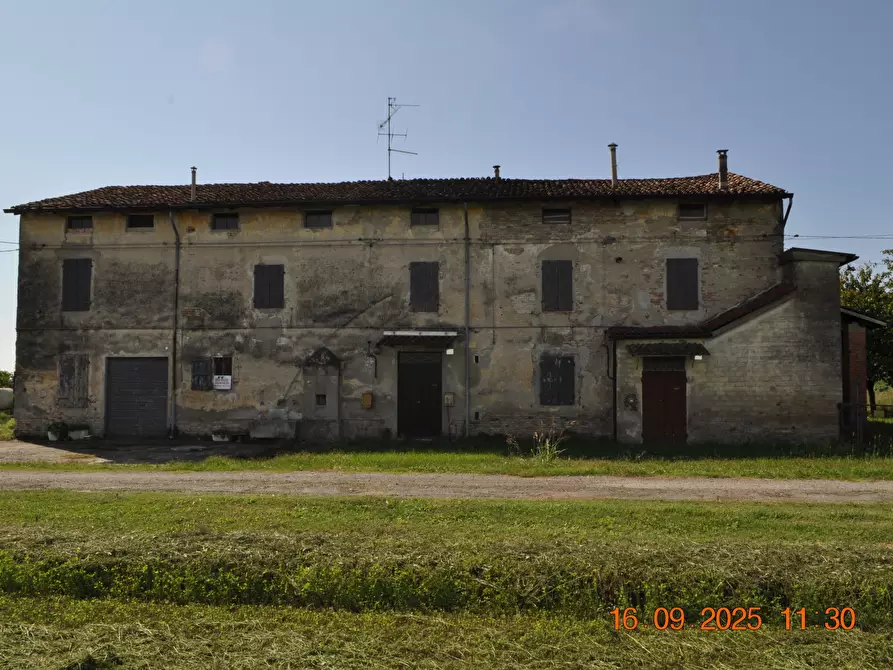 Immagine 57 di Rustico / casale in vendita  in San Quirico a Sissa Trecasali