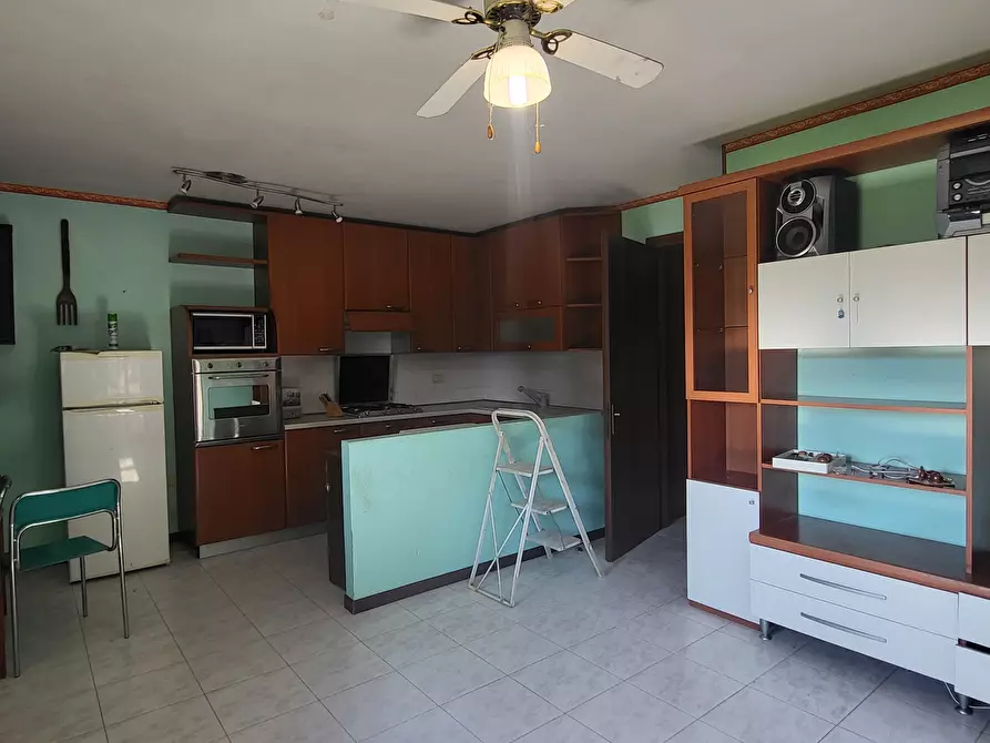 Immagine 13 di Pentalocale in vendita  in Via Domenico Pedretti 9 a Parma