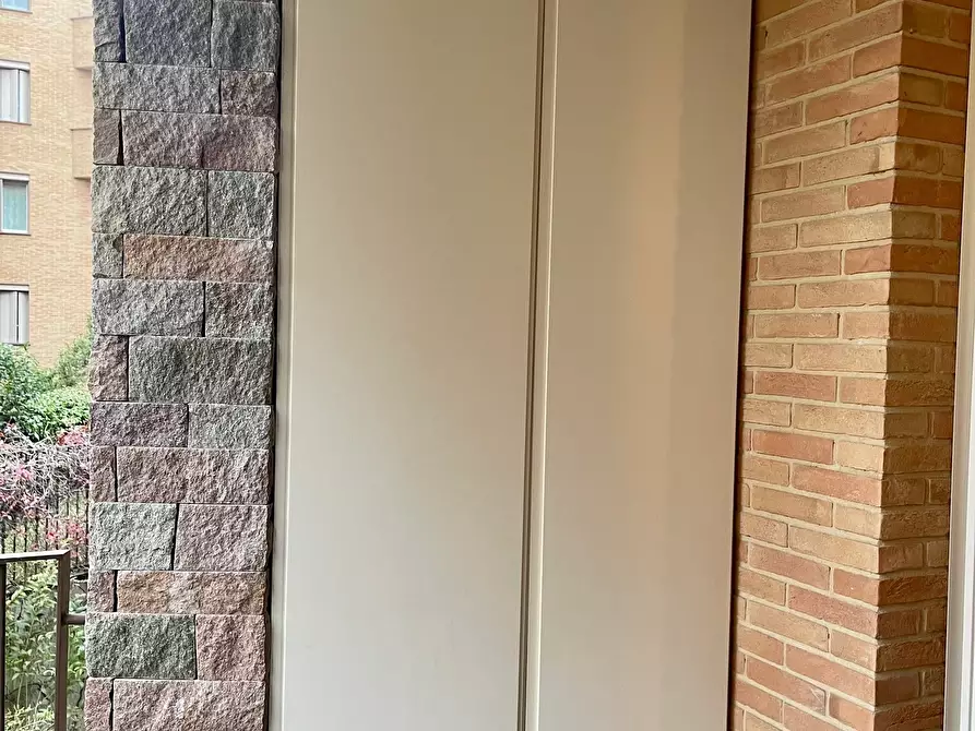 Immagine 16 di Bilocale in affitto  in Viale Tanara a Parma