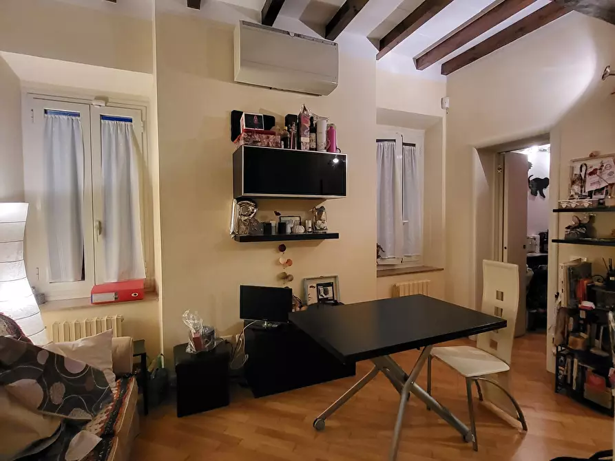 Immagine 1 di Bilocale in vendita  in Borgo Rodolfo Tanzi 19 a Parma