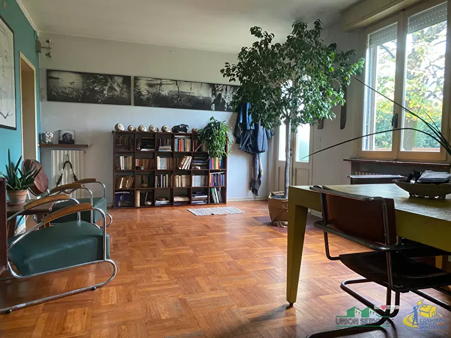 Immagine 9 di Villa in vendita  in Via Giosuè Carducci 3 a Medesano