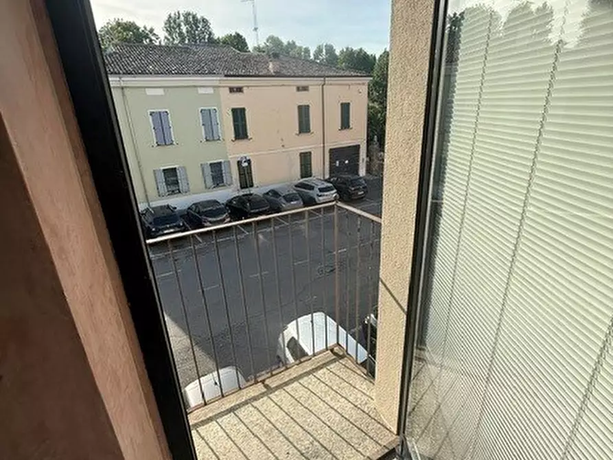 Immagine 15 di Trilocale in affitto  in Piazza Pincolini a Fontanellato