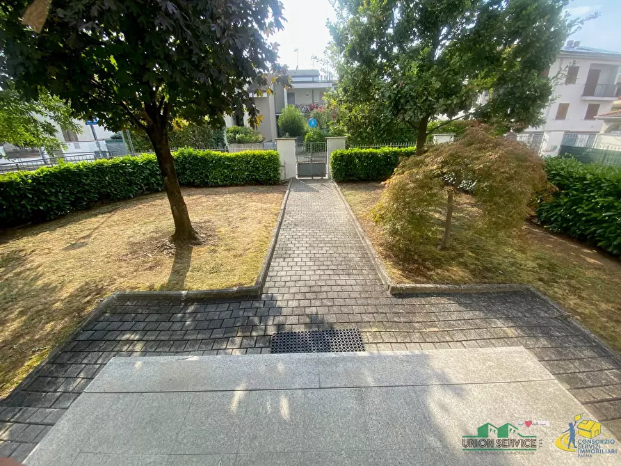 Immagine 10 di Casa bifamiliare in vendita  in Via Pietro Nenni 9 a Noceto