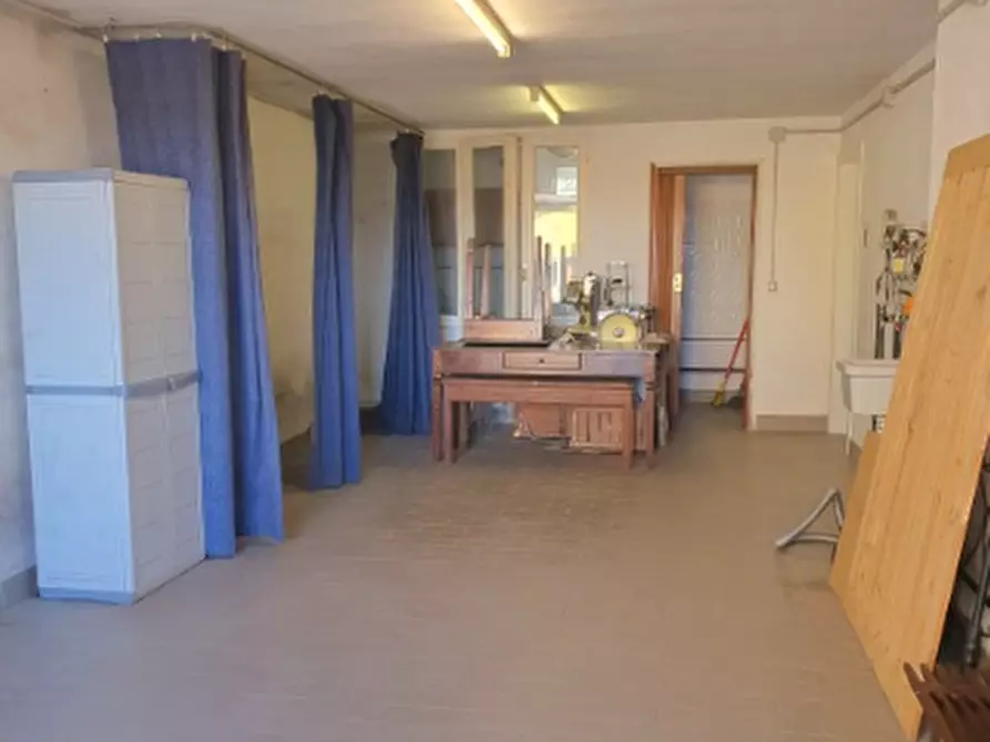 Immagine 60 di Casa bifamiliare in vendita  in VIA MARCONI 60 a Fornovo Di Taro