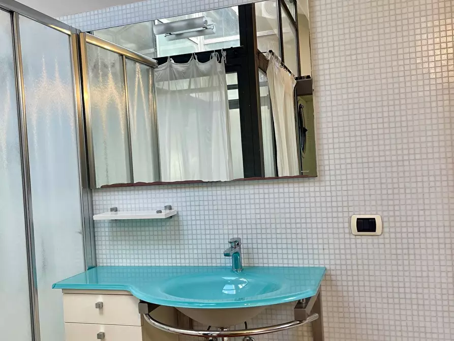 Immagine 17 di Mansarda in affitto  in Strada Massimo D'Azeglio 100 a Parma