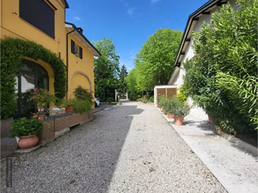 Immagine 28 di Bilocale in affitto  in Via San Bruno 19 a Parma