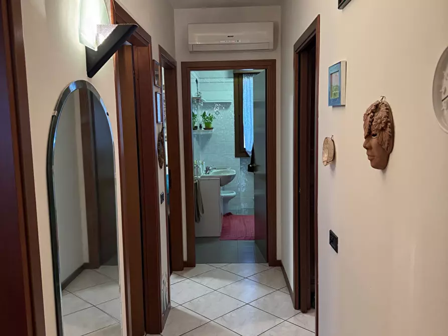 Immagine 4 di Quadrilocale in vendita  in Via Artemisia Gentileschi a Parma