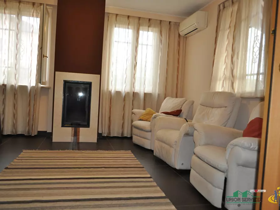 Immagine 11 di Villa in vendita  in Piazza I° Maggio a Sissa Trecasali