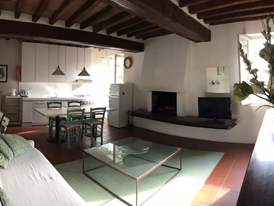 Immagine 1 di Appartamento in affitto  a Parma