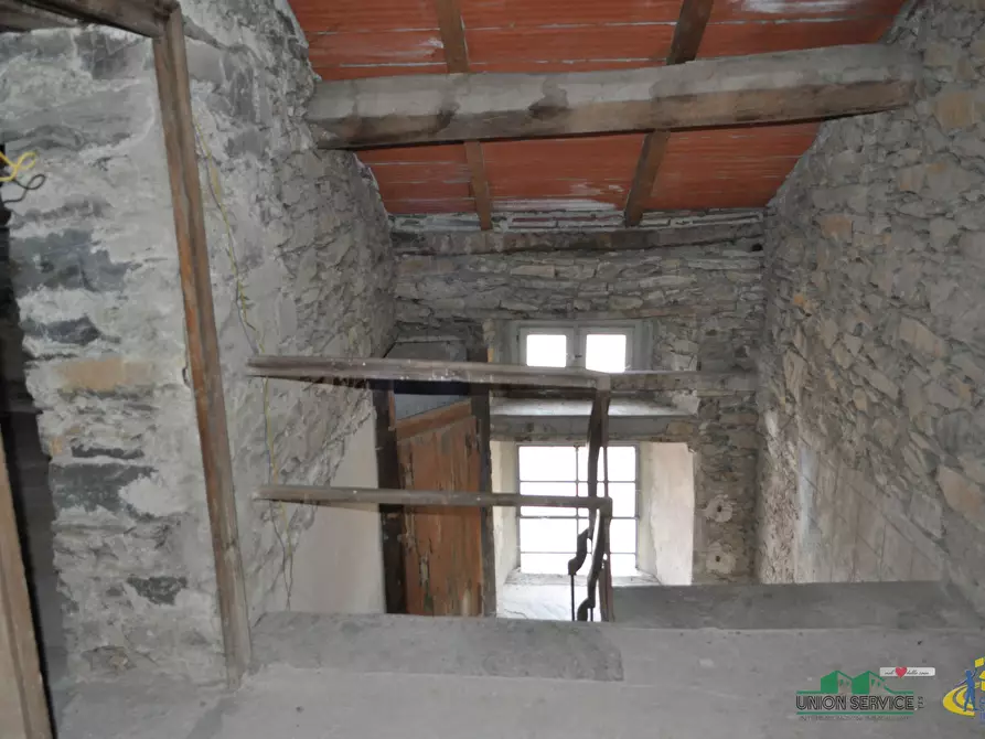 Immagine 40 di Casa indipendente in vendita  in Grezzo a Bardi