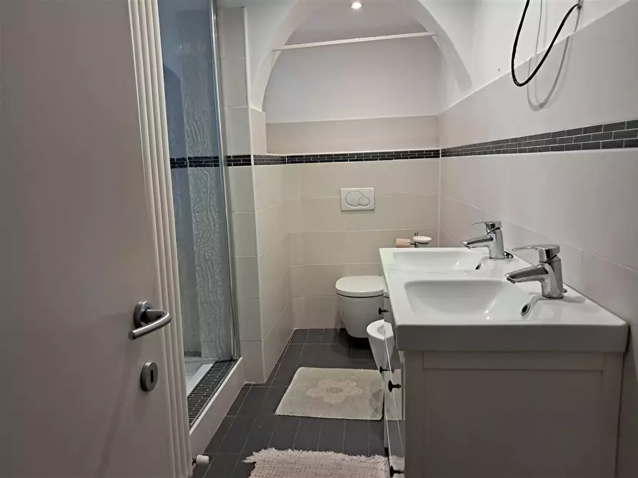 Immagine 15 di Trilocale in vendita  in Strada Giovanni Inzani 15 a Parma