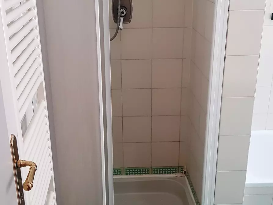 Immagine 31 di Trilocale in affitto  in Borgo Schizzati 17 a Parma