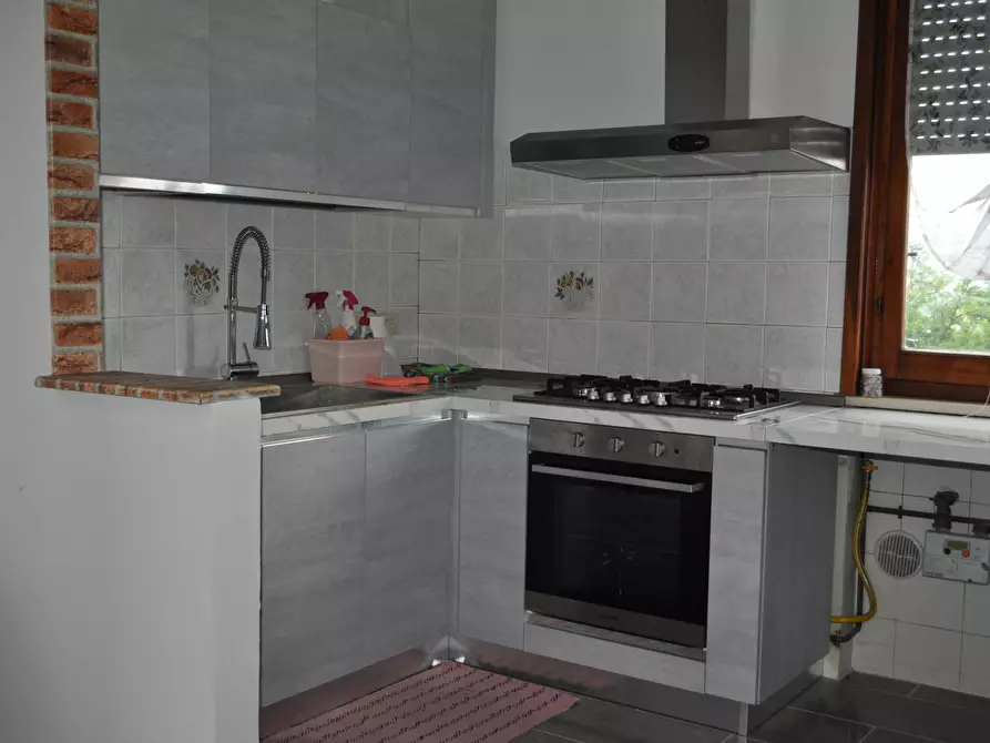 Immagine 16 di Trilocale in vendita  in via Nazionale a Fornovo Di Taro