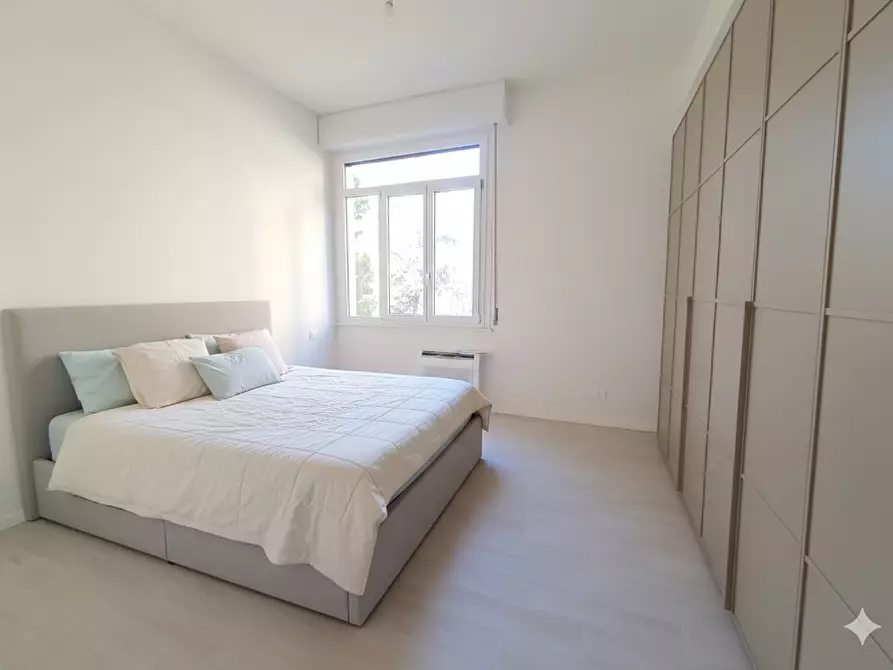 Immagine 9 di Bilocale in vendita  in VIA SOLARI a Parma