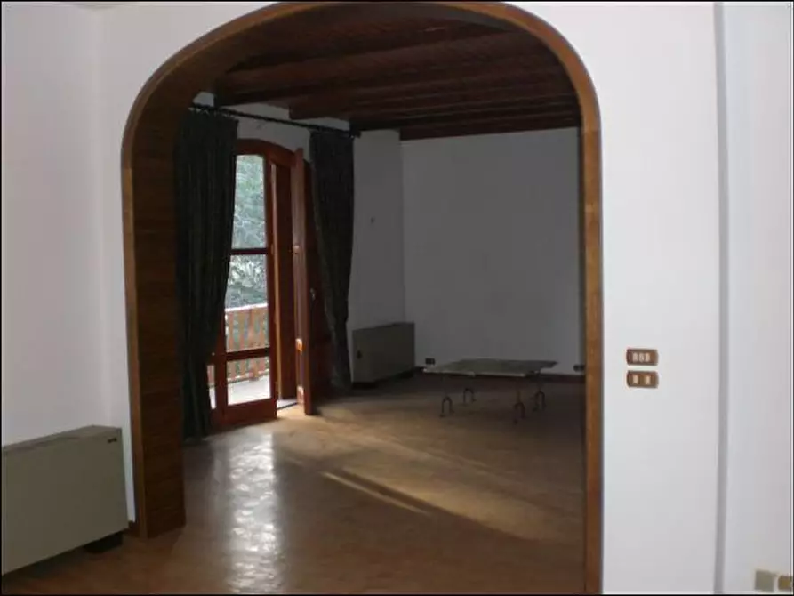 Immagine 9 di Villa in vendita  in Via Risorgimento a Modica