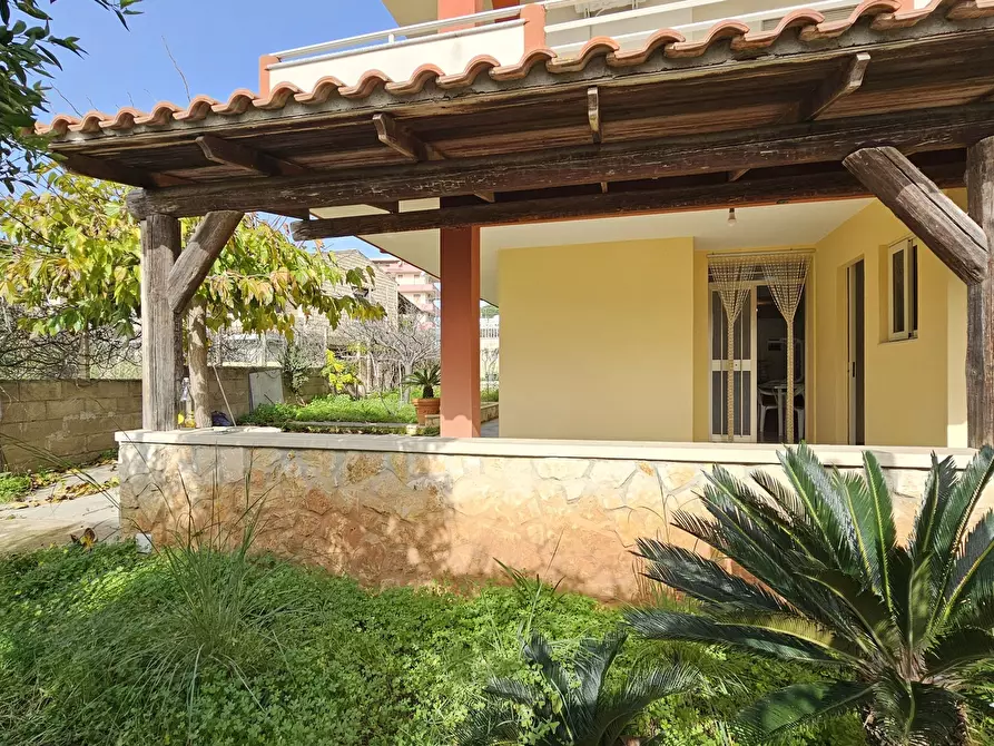 Immagine 12 di Villa in vendita  in Corso Mediterraneo 118 a Modica