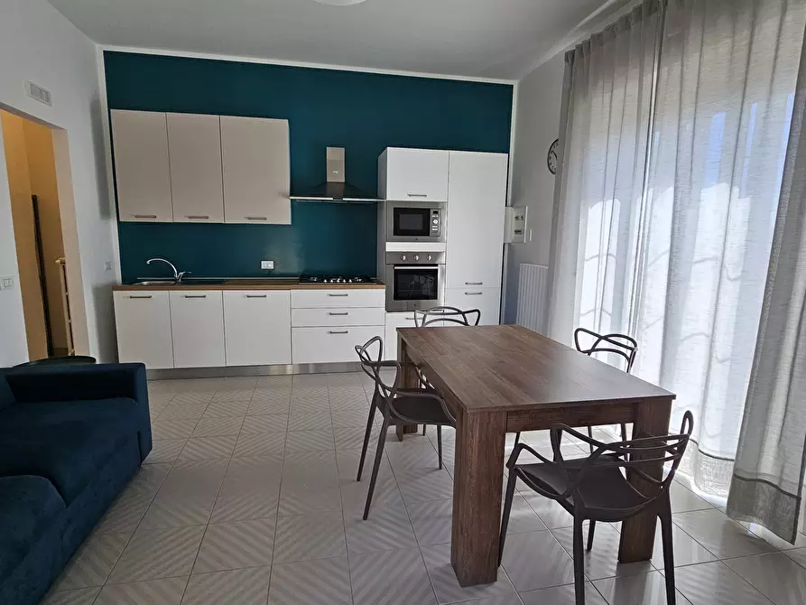 Immagine 5 di Appartamento in affitto  a Modica