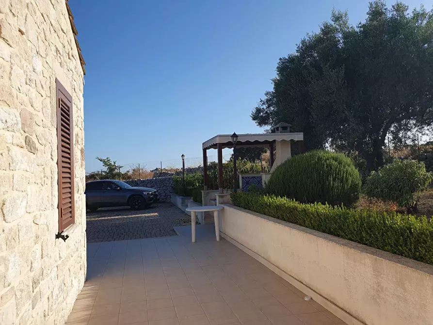 Immagine 22 di Villa in vendita  a Modica