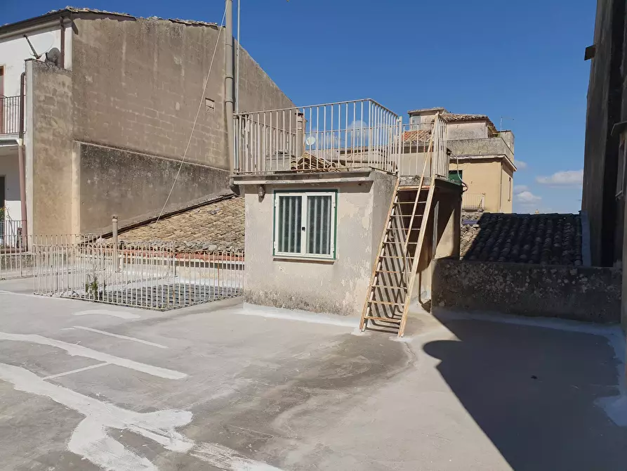 Immagine 20 di Porzione di casa in vendita  in Via Dottor Filippo Pennavaria 17 a Ragusa