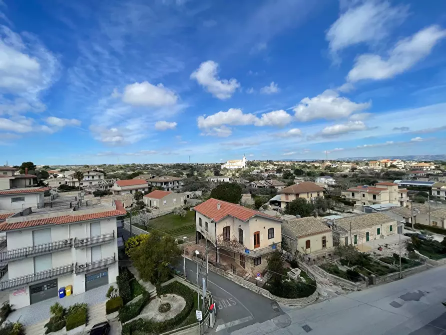 Immagine 11 di Appartamento in vendita  in Via Gianforma Margione a Modica