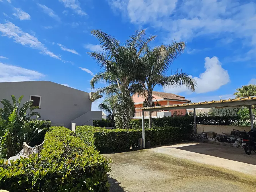 Immagine 13 di Villa in vendita  in Via Fratelli Carnemolla 24 a Ragusa