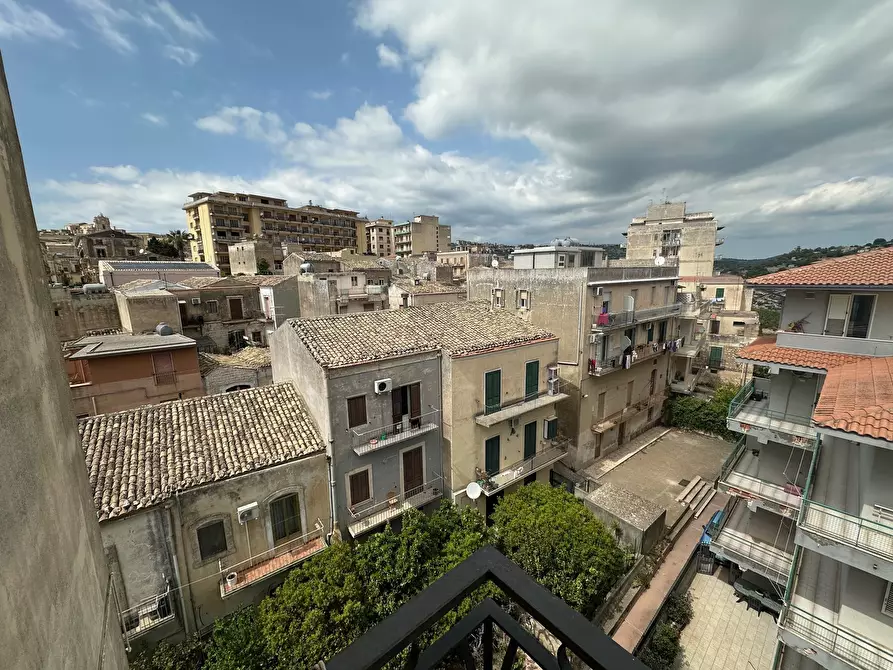 Immagine 22 di Appartamento in vendita  in VIA FONTANA 64 a Modica