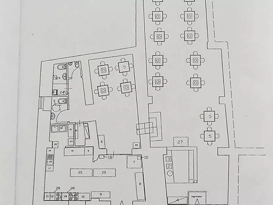 Immagine 16 di Bar / Ristorante in vendita  in Via Pozzo Barone 30 a Modica