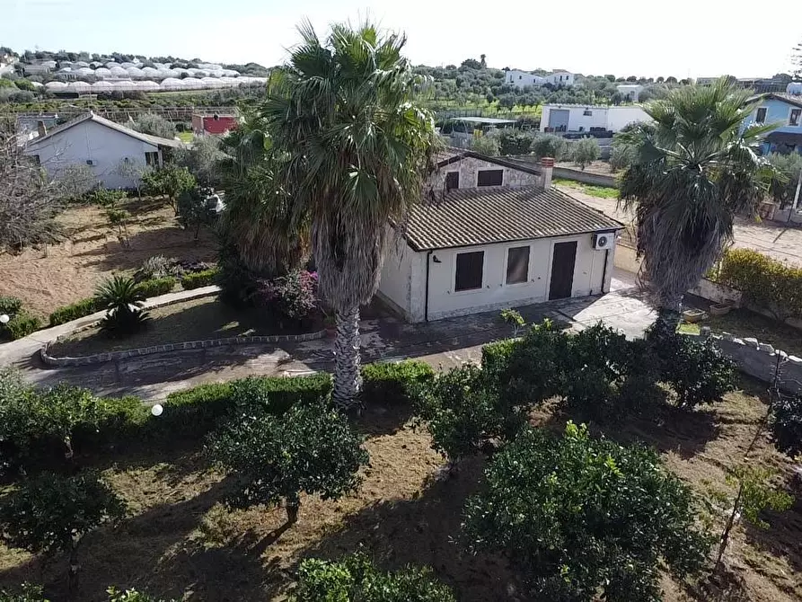 Immagine 37 di Villa in vendita  in Via del Giglio a Ispica