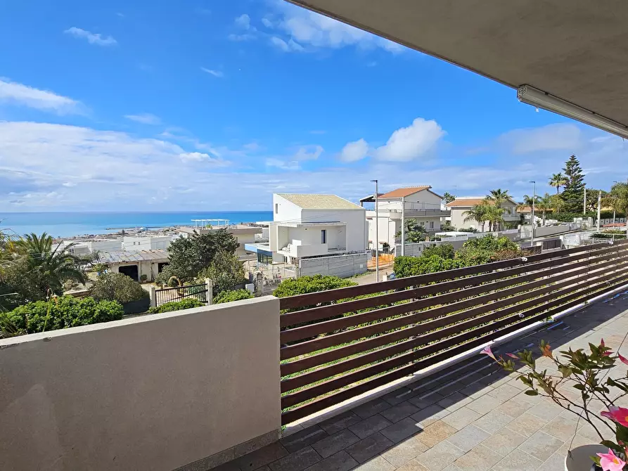 Immagine 11 di Villa in vendita  in Via Fratelli Carnemolla 24 a Ragusa