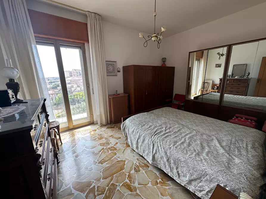 Immagine 11 di Appartamento in vendita  in VIA FONTANA 64 a Modica