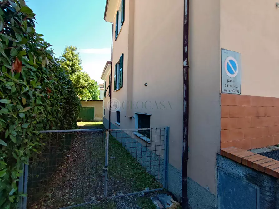 Immagine 7 di Appartamento in vendita  a Vezzano Ligure